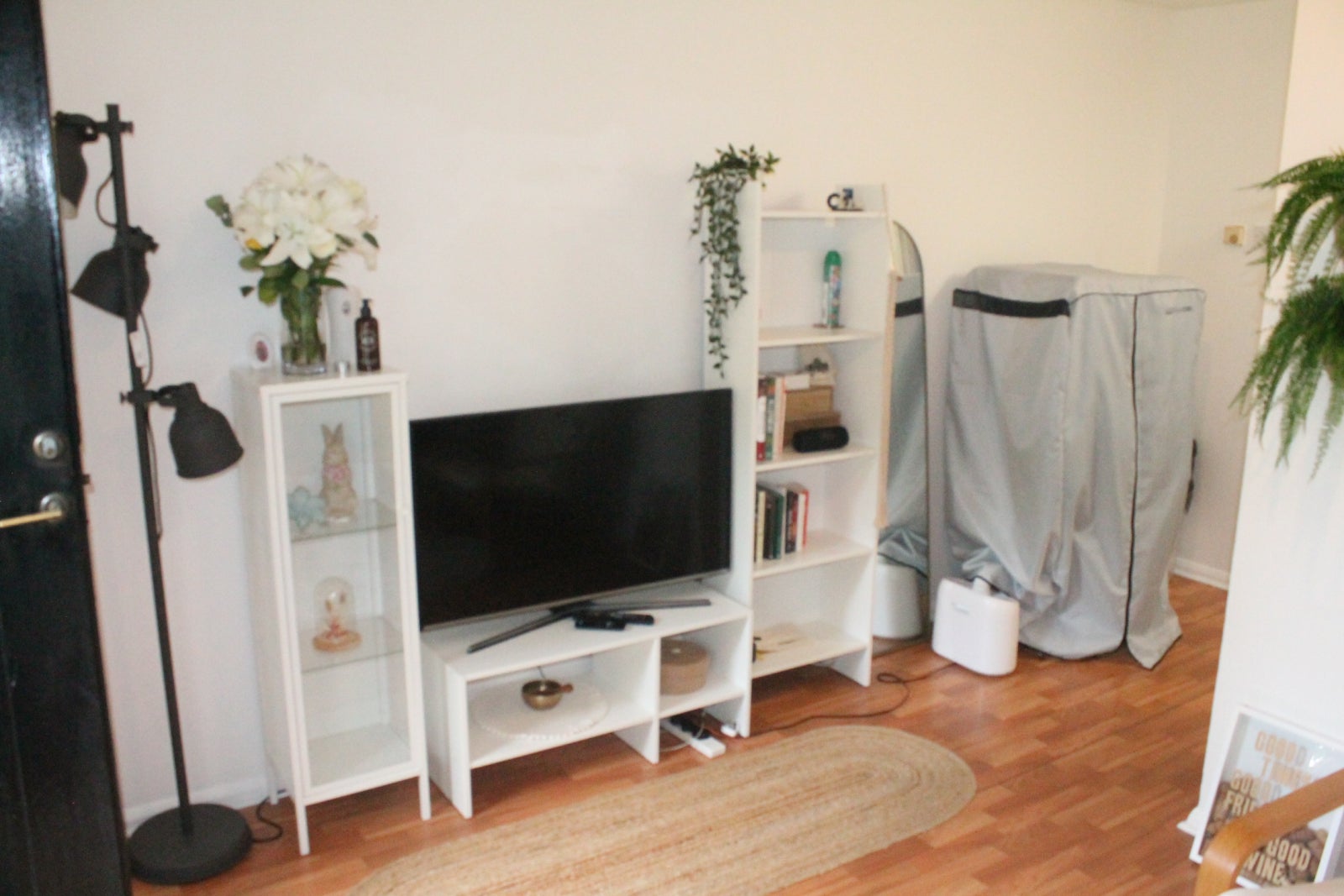 Flat Pilgrims Close in Greater London