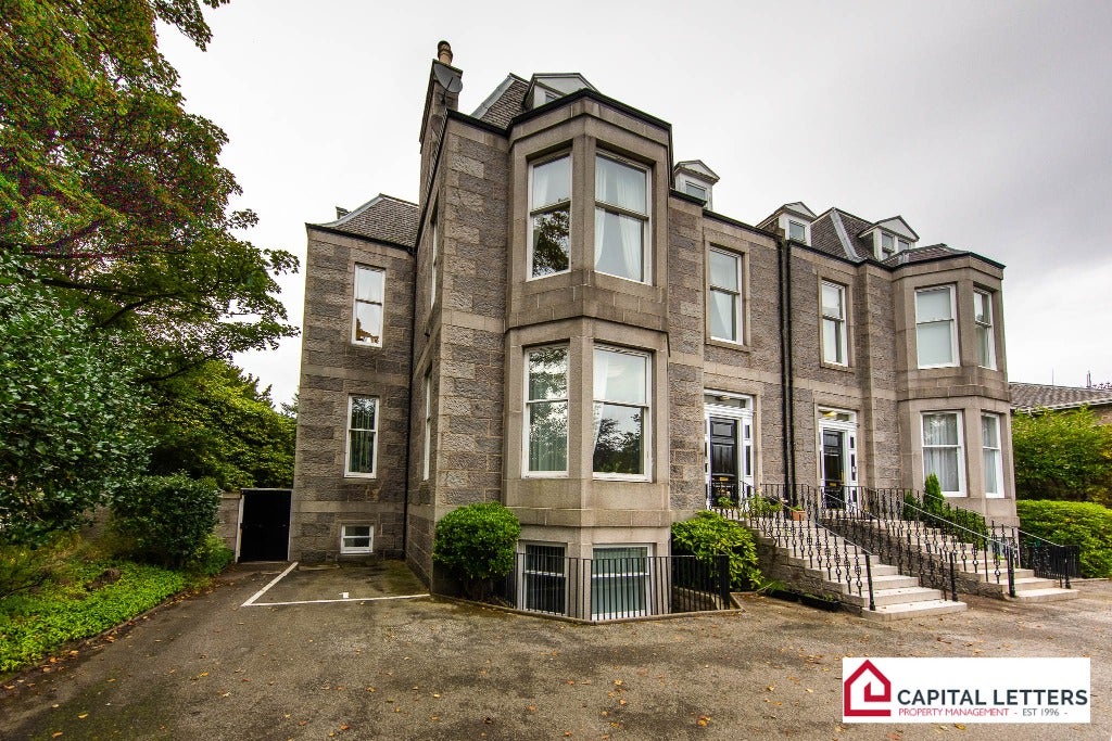 Flat Queen's Road in Aberdeen City