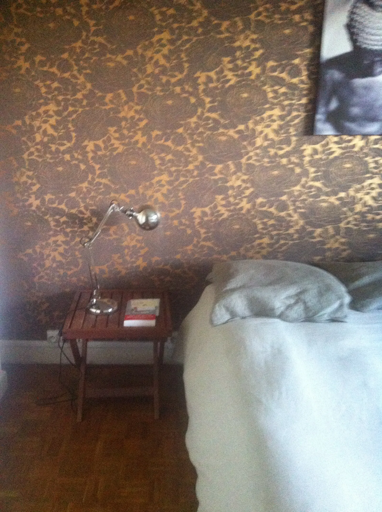 Chambre Rue Victor Hugo à Issy-les-Moulineaux