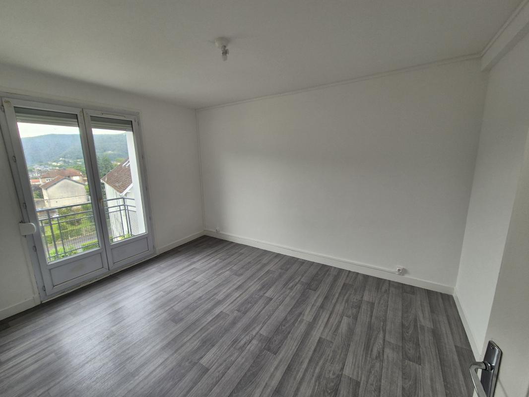 Appartement Place Vienot à Revin