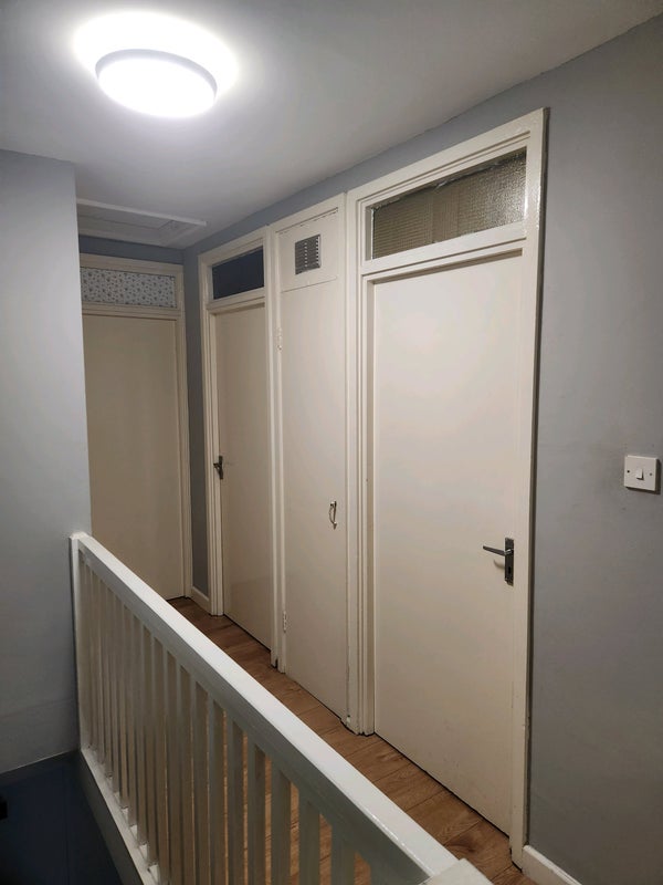 Room Eastbourne Road in Greater London