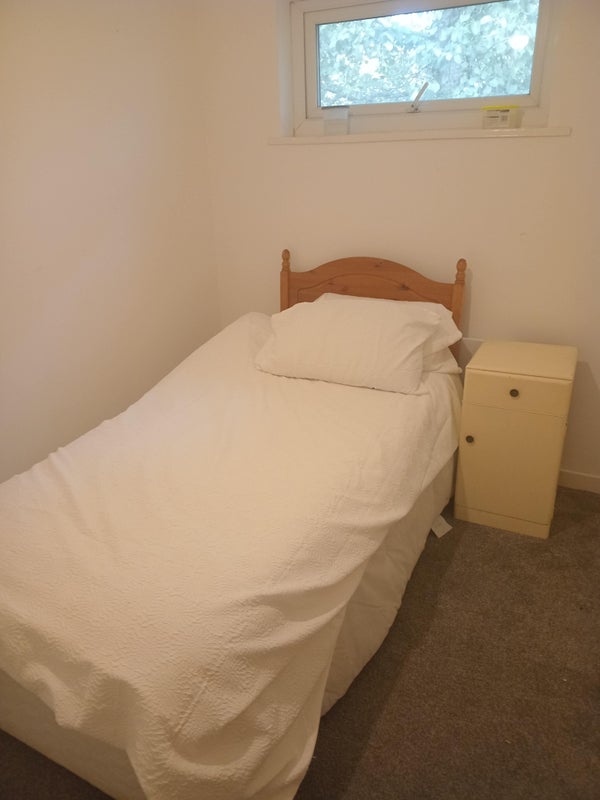 Room Tanterton Hall Road in Preston