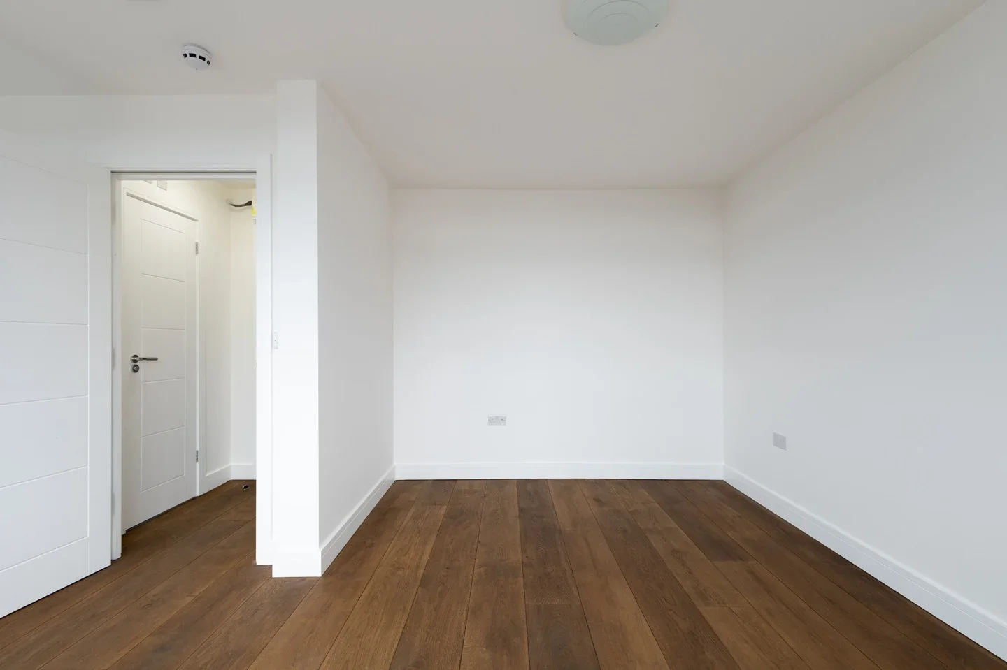Room Ballards Lane in Greater London