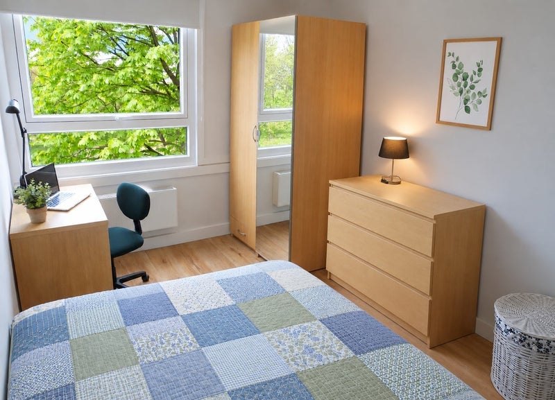 Room Glenfinlas Way in Greater London