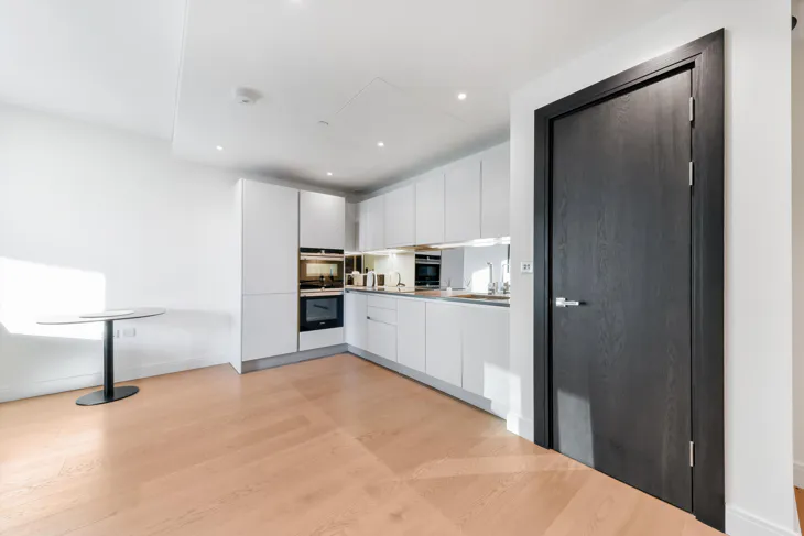 Flat New Mill Road in Greater London