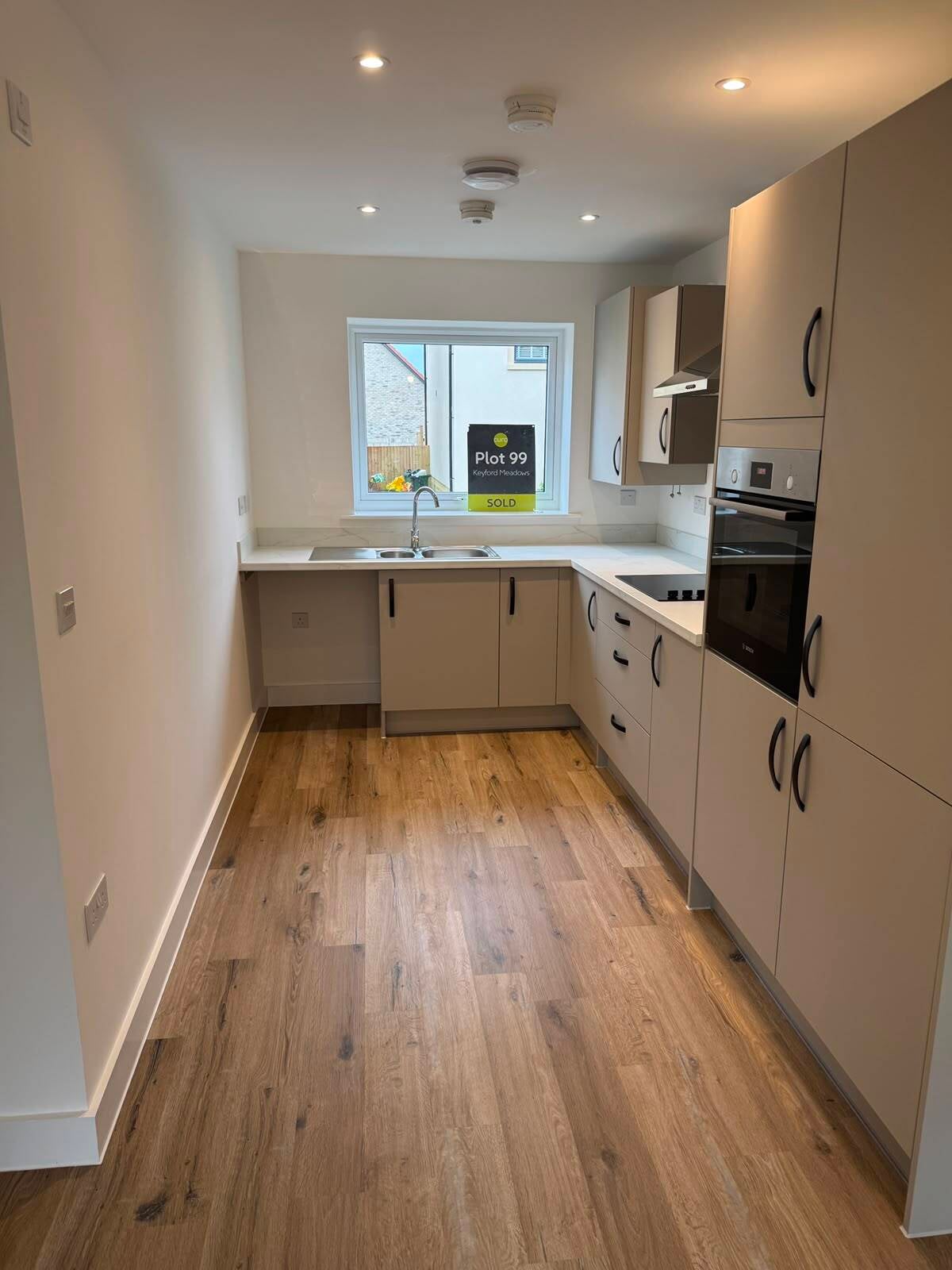 House Oakley Way in Frome