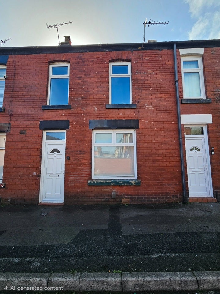 House Broughton Street in Bolton