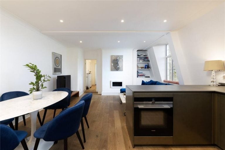 Flat Britten Street in Greater London