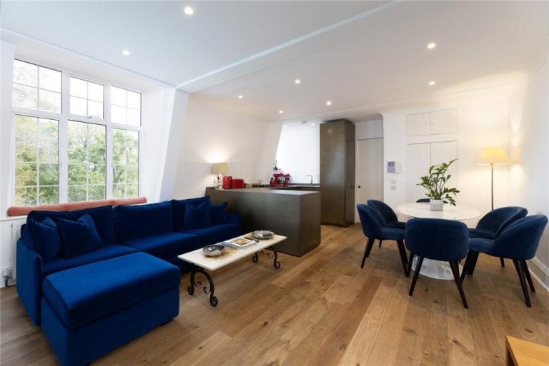 Flat Britten Street in Greater London