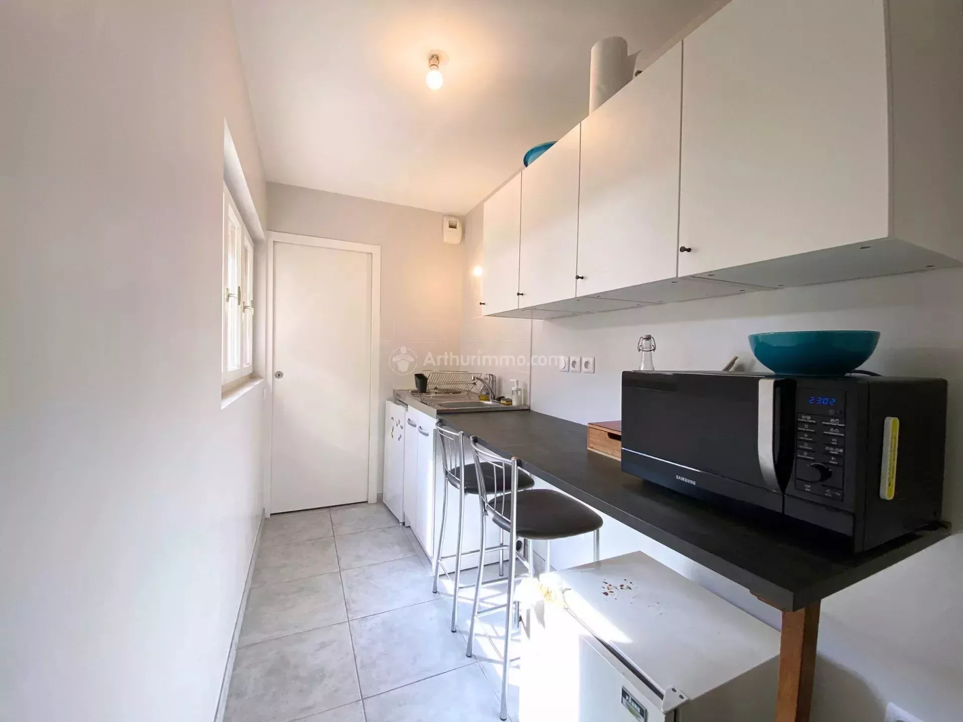 Flat Place Gaston Paillhou in Tours