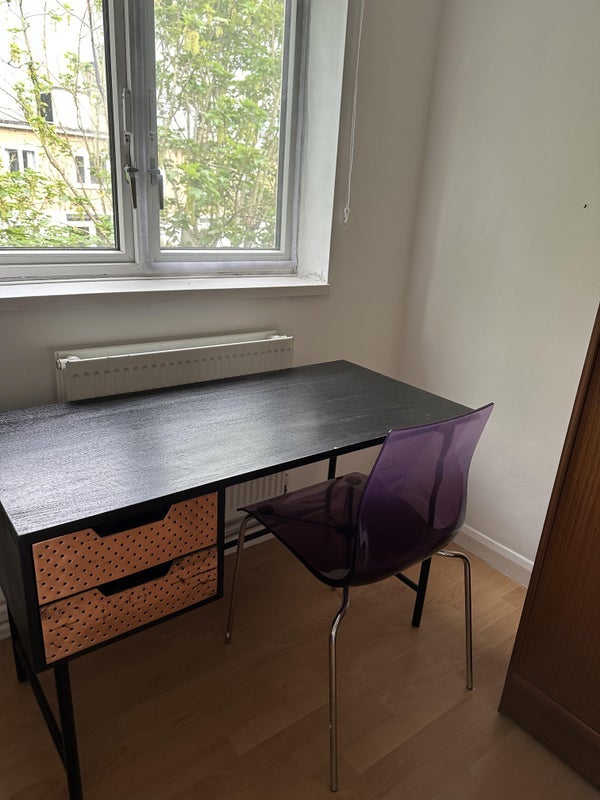 Room Windlesham Grove in Greater London