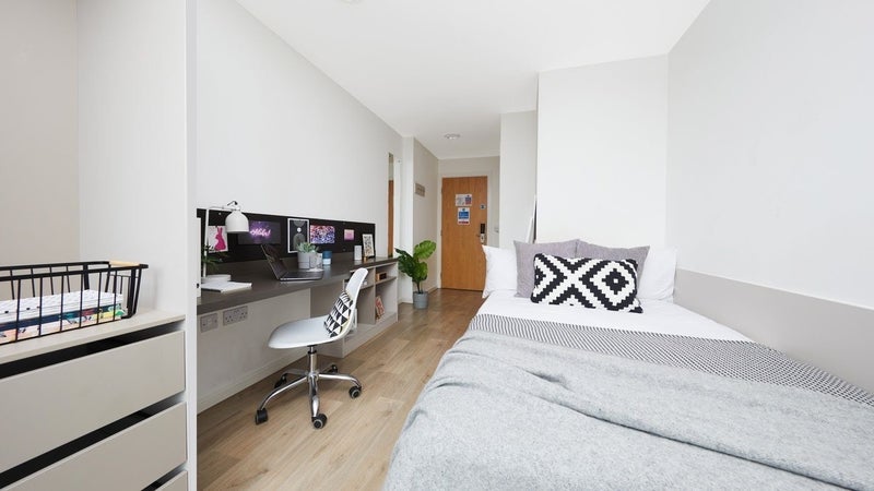 Room Bagot Street in Birmingham