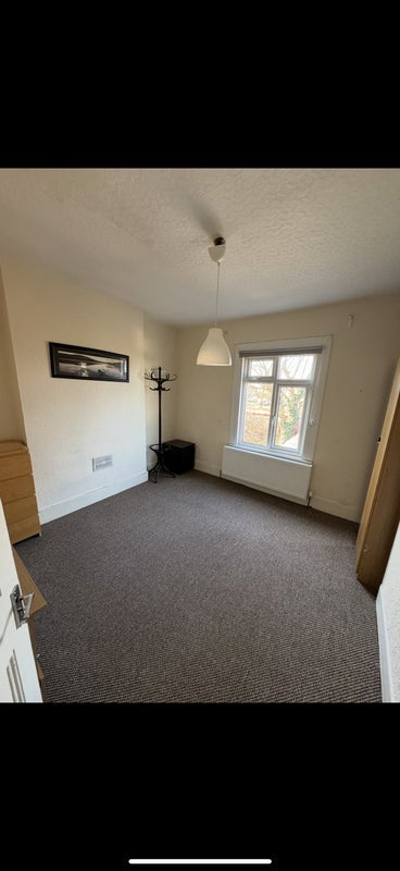 Flat Graham Road in Greater London