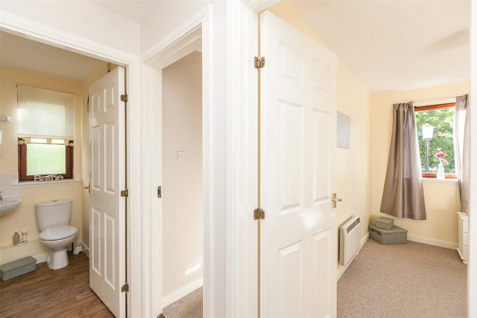 Flat Cygnet Court in City of Edinburgh