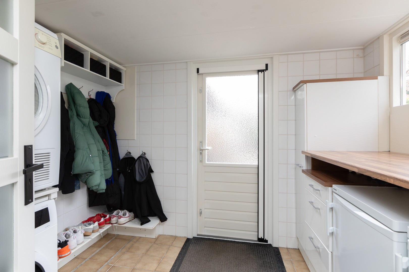 Twee-onder-één-kap te koop: Bonkelaar 26, Sneek
