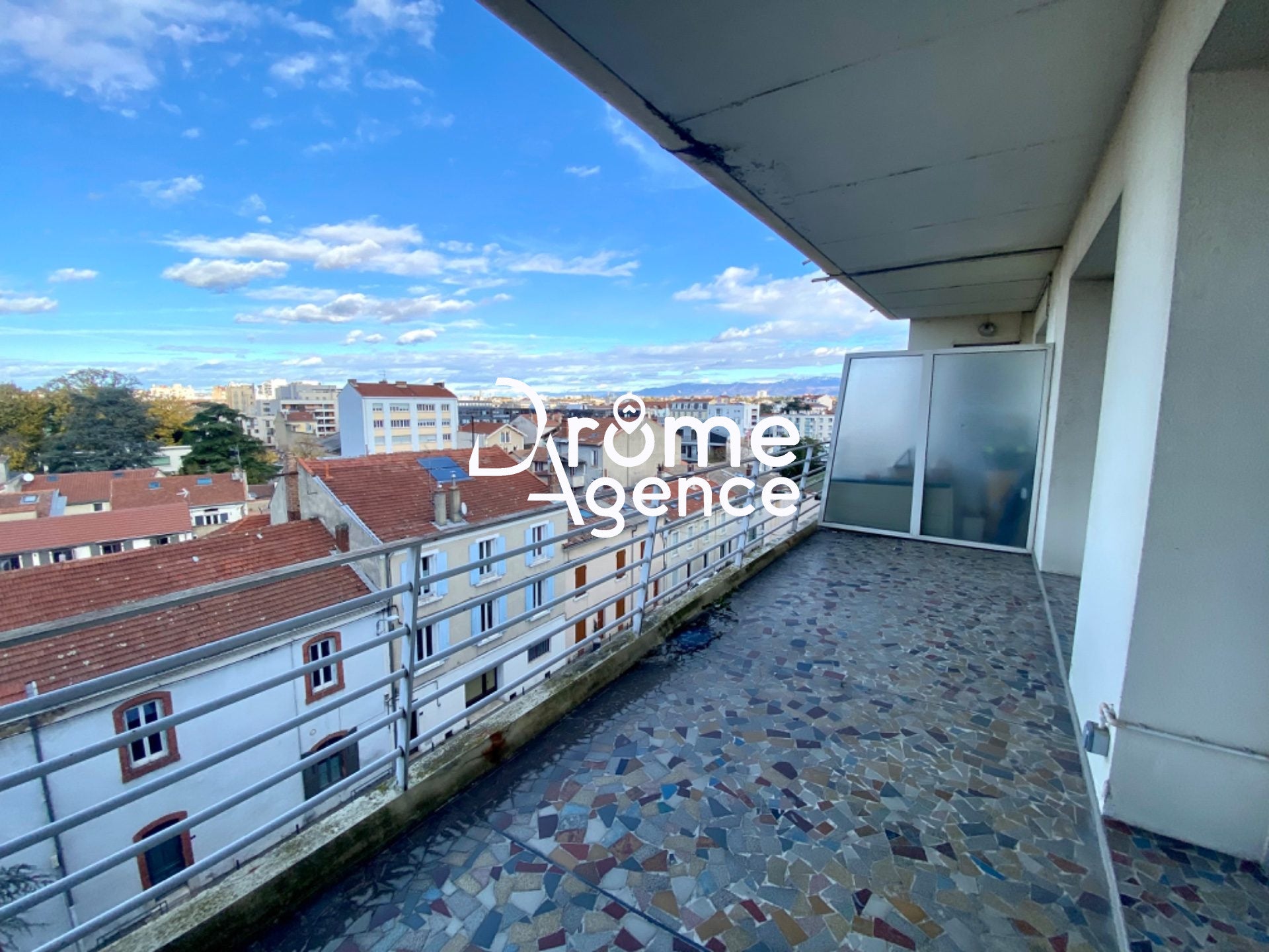 Appartement Allée Le Corbusier à Valence