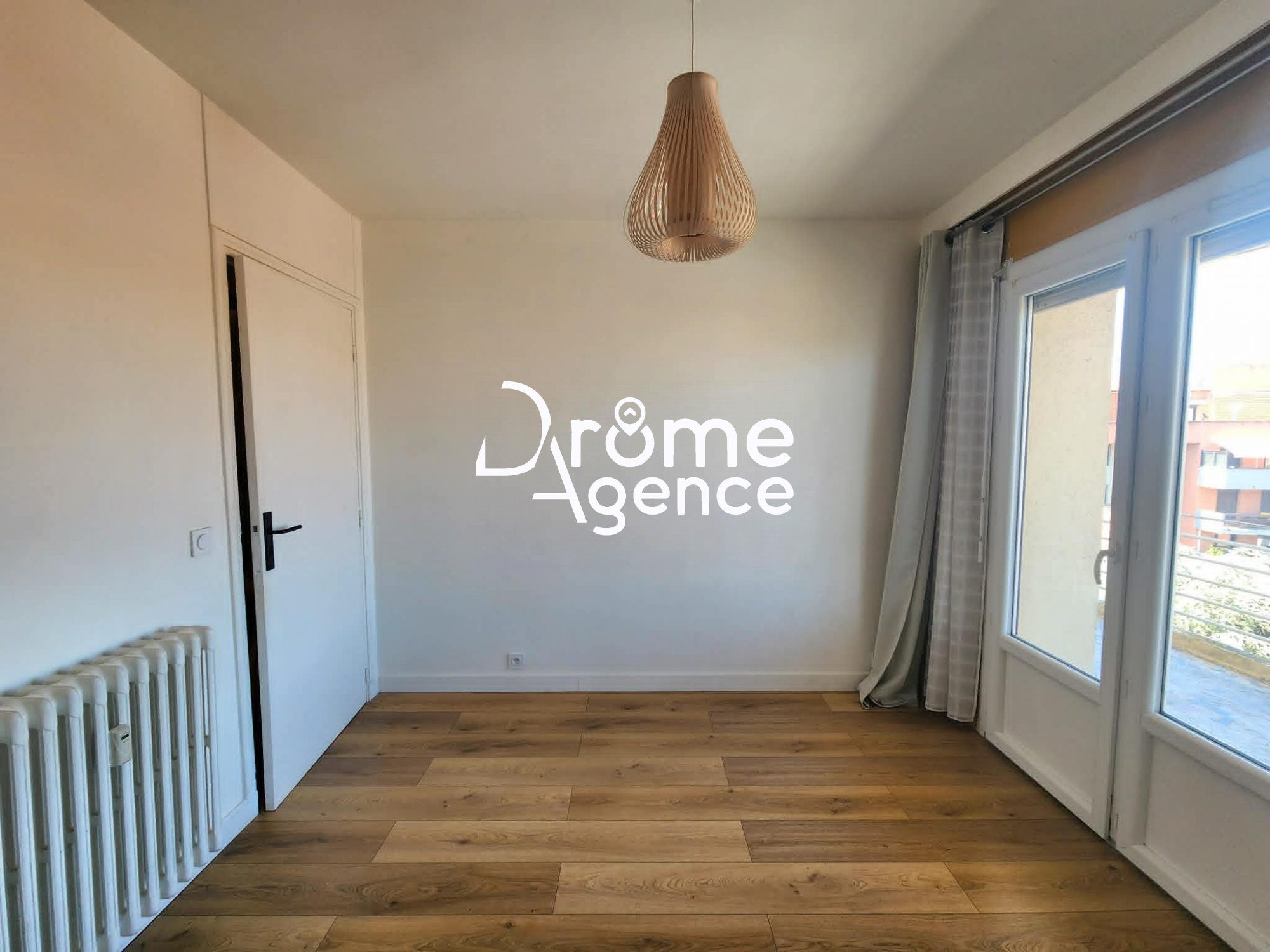 Appartement Allée Le Corbusier à Valence