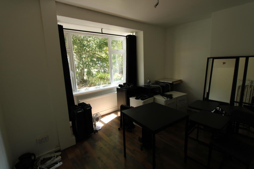 House Bateman Mews in Greater London