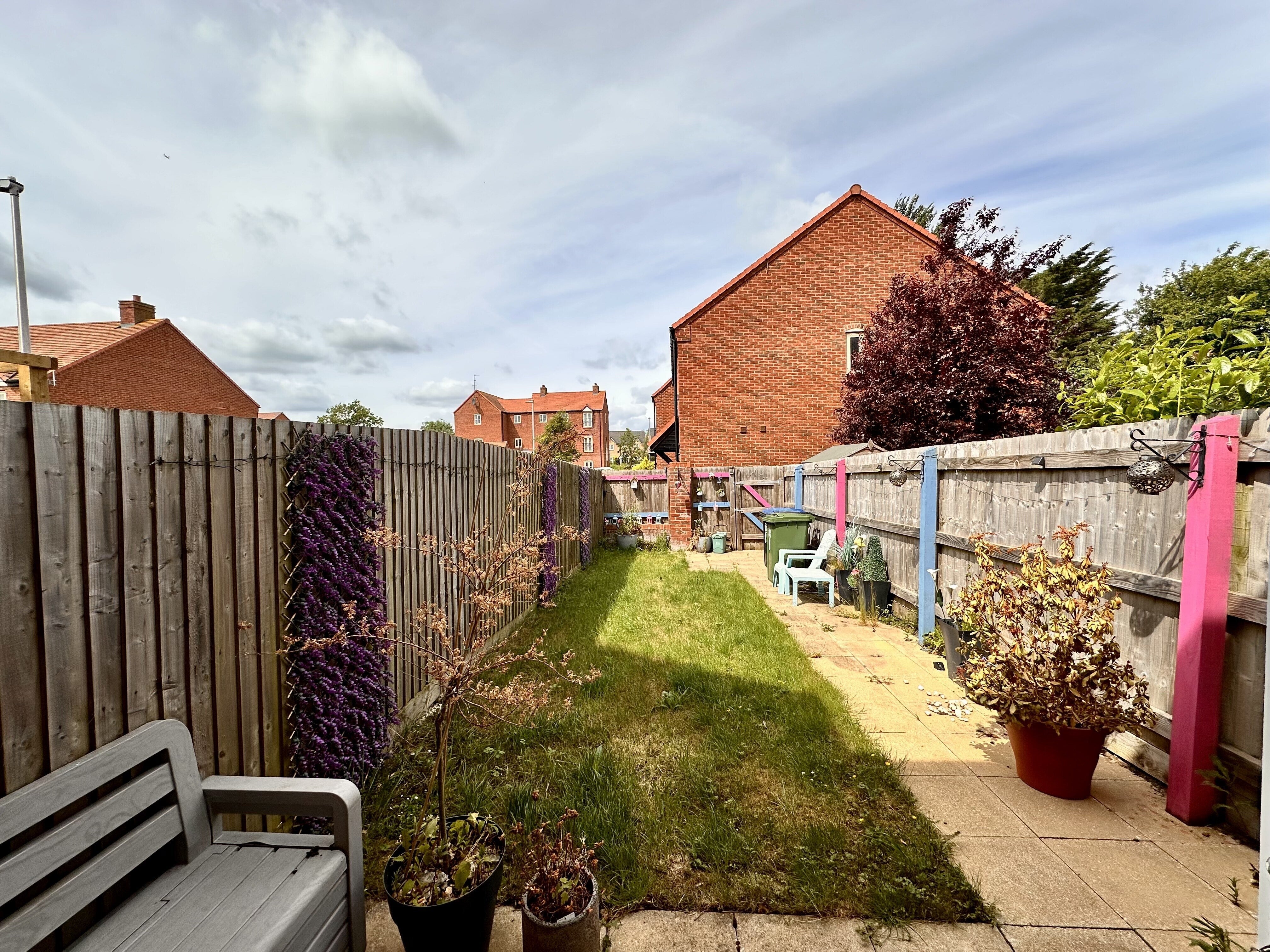 House Gardeners Way in Stratford-on-Avon