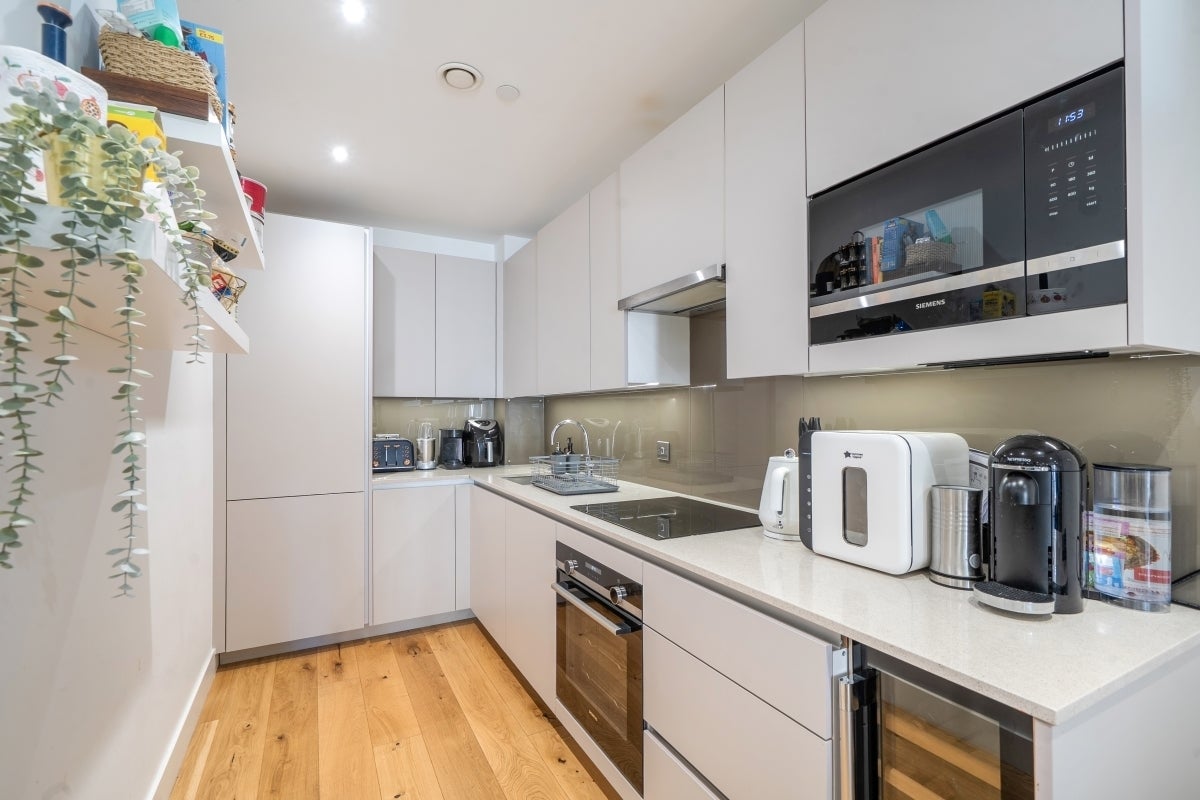 Flat Shirland Road in City of Westminster