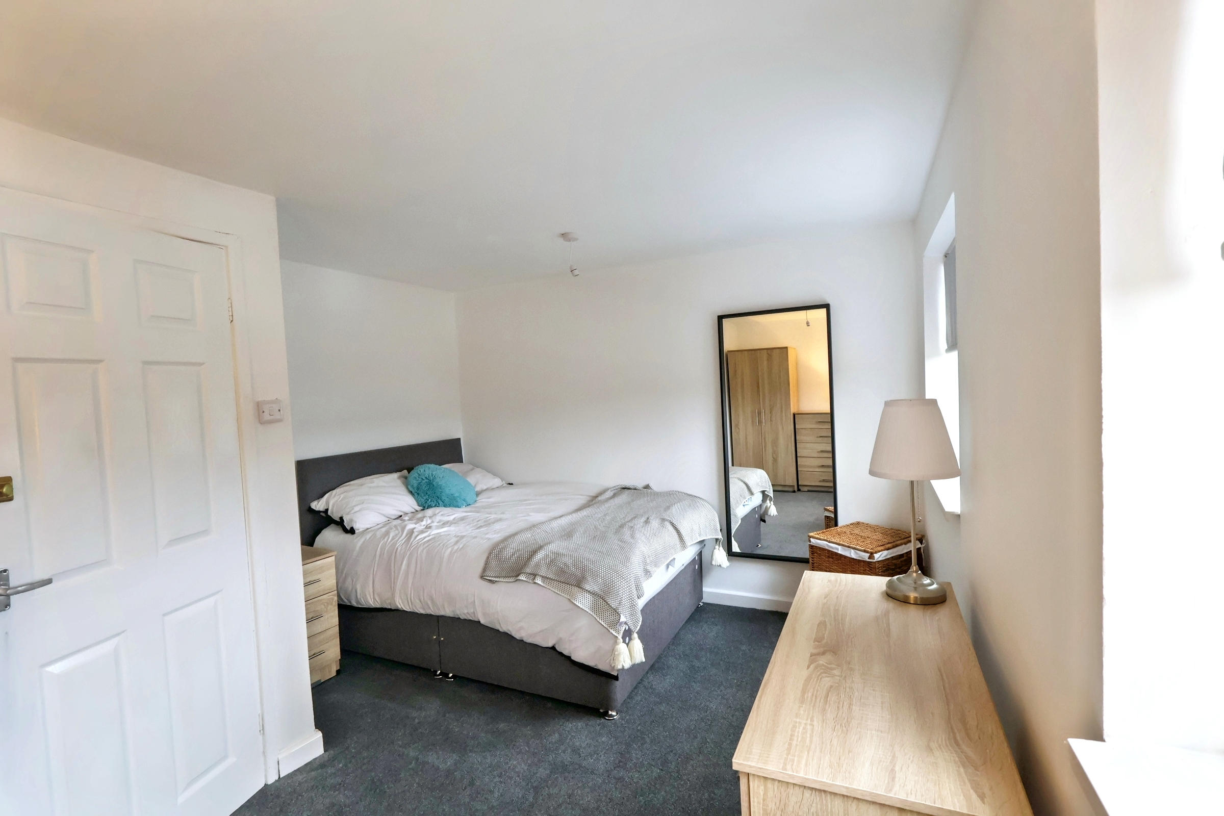 Room North Cross Street in Leadgate