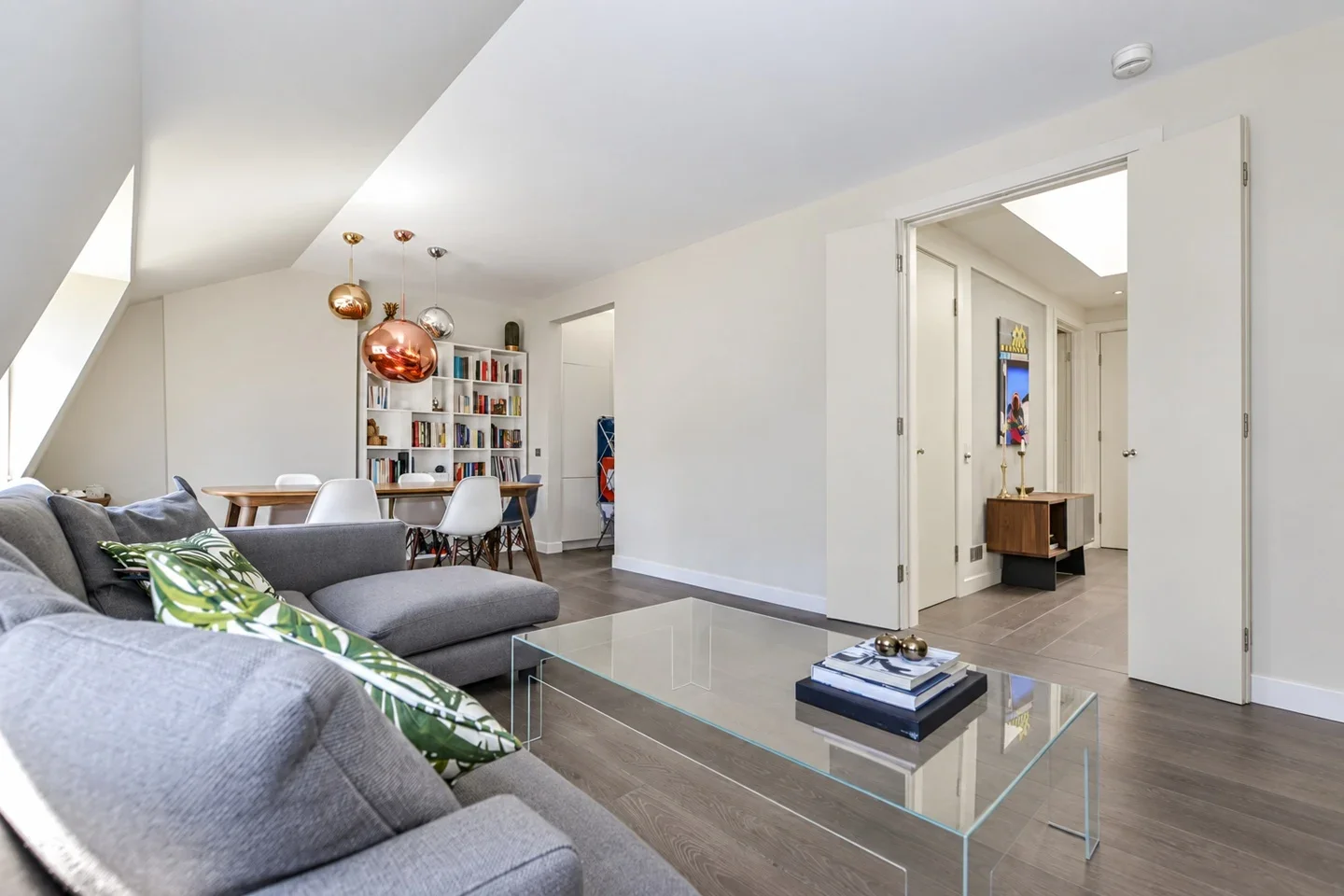 Flat Gloucester Terrace in City of Westminster