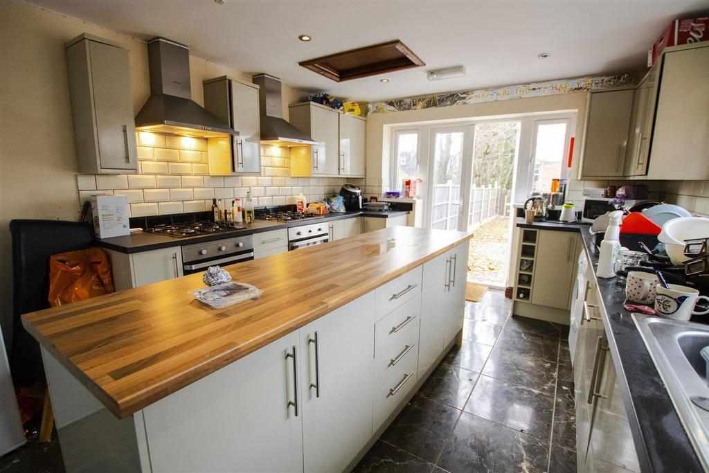 Flat Bournbrook Road in Birmingham
