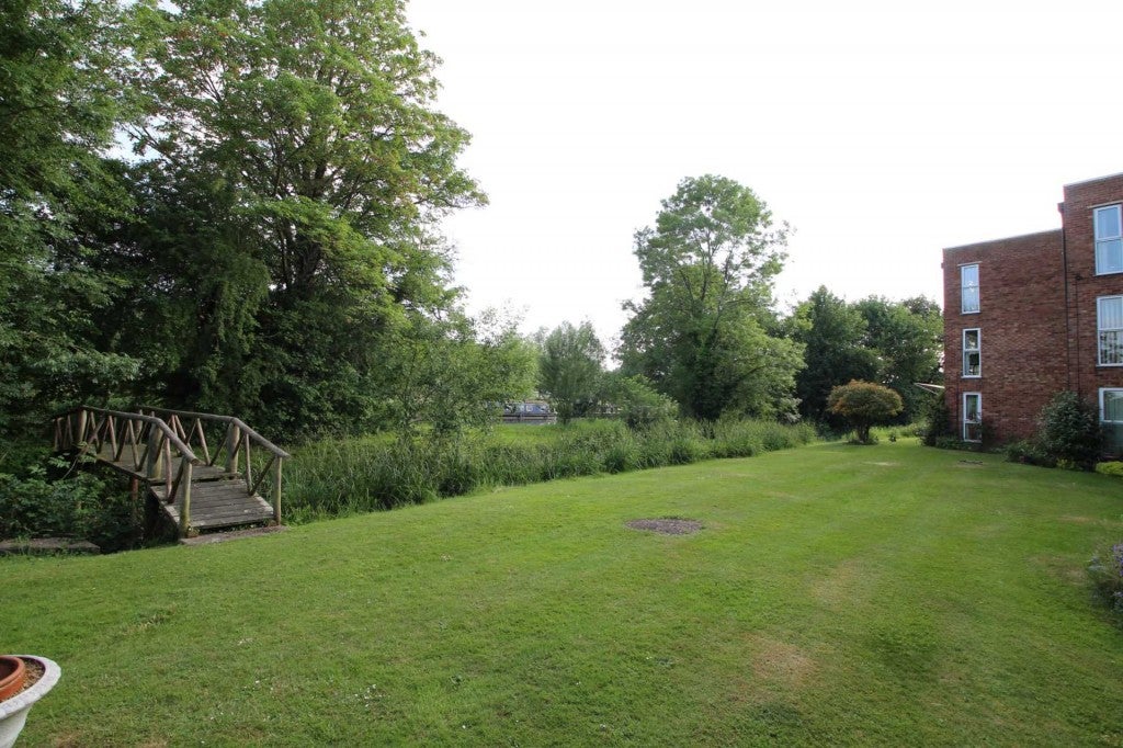 Flat River Park in Dacorum