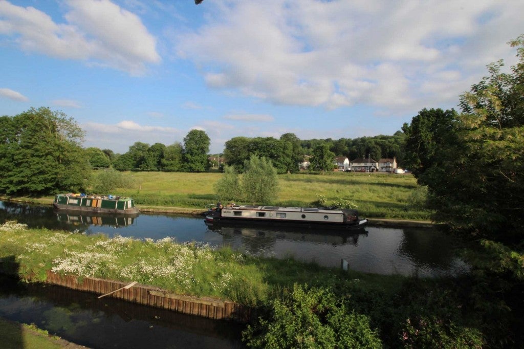 Flat River Park in Dacorum