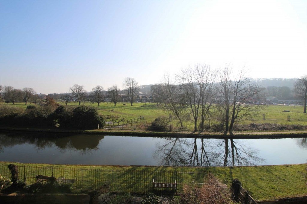 Flat River Park in Dacorum