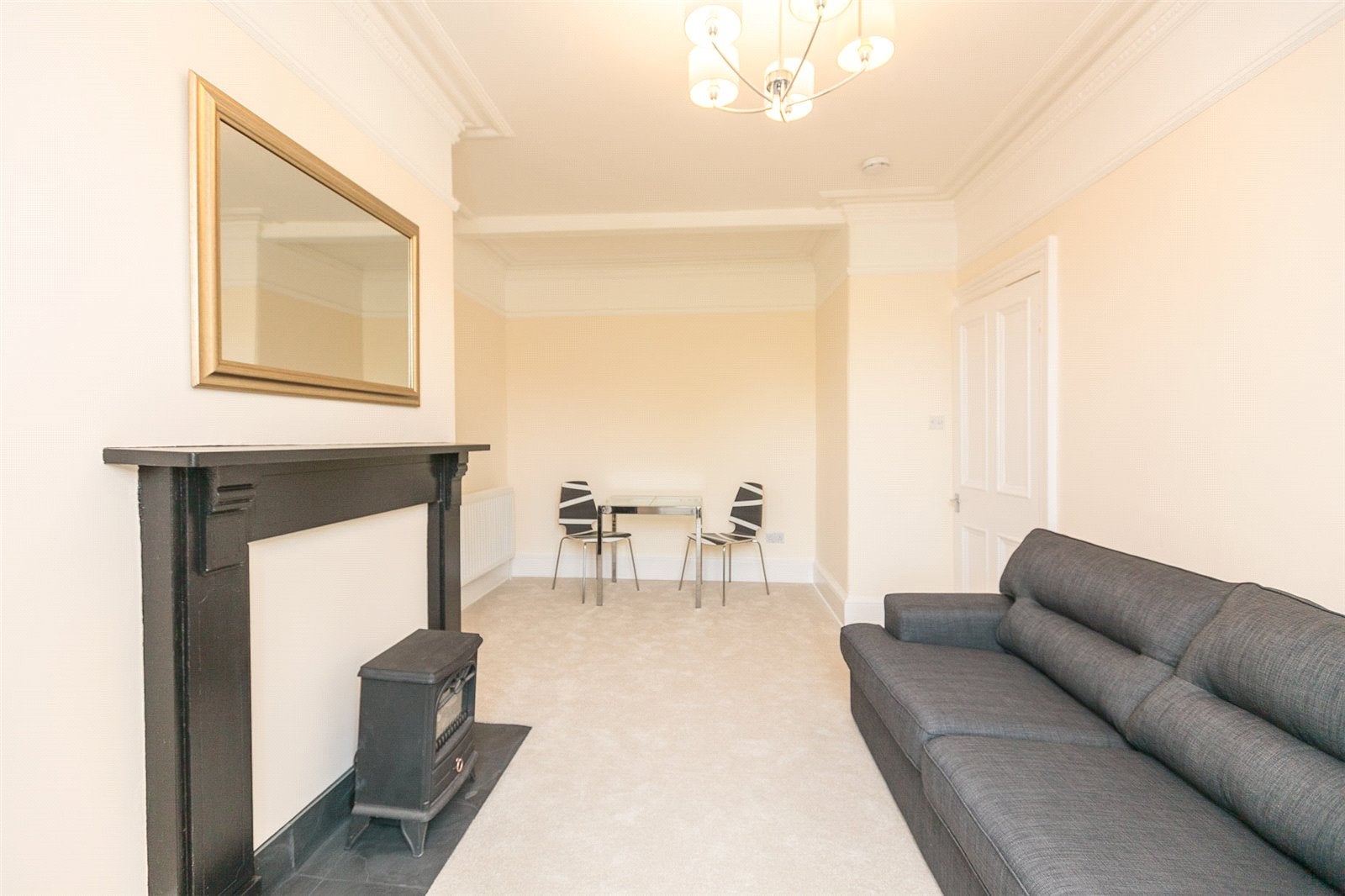 Flat Logan Street in City of Edinburgh