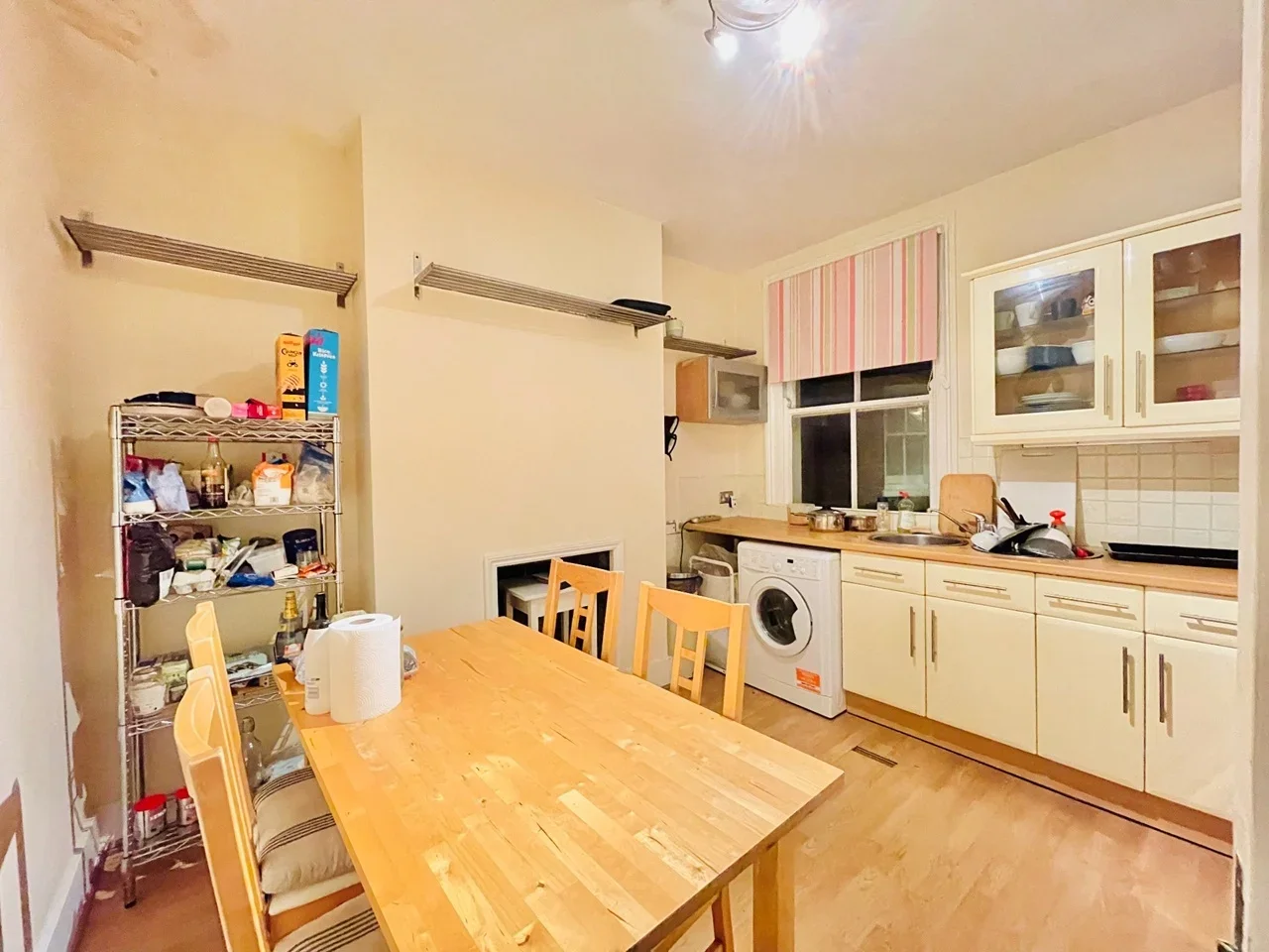 Flat Mirabel Road in Greater London