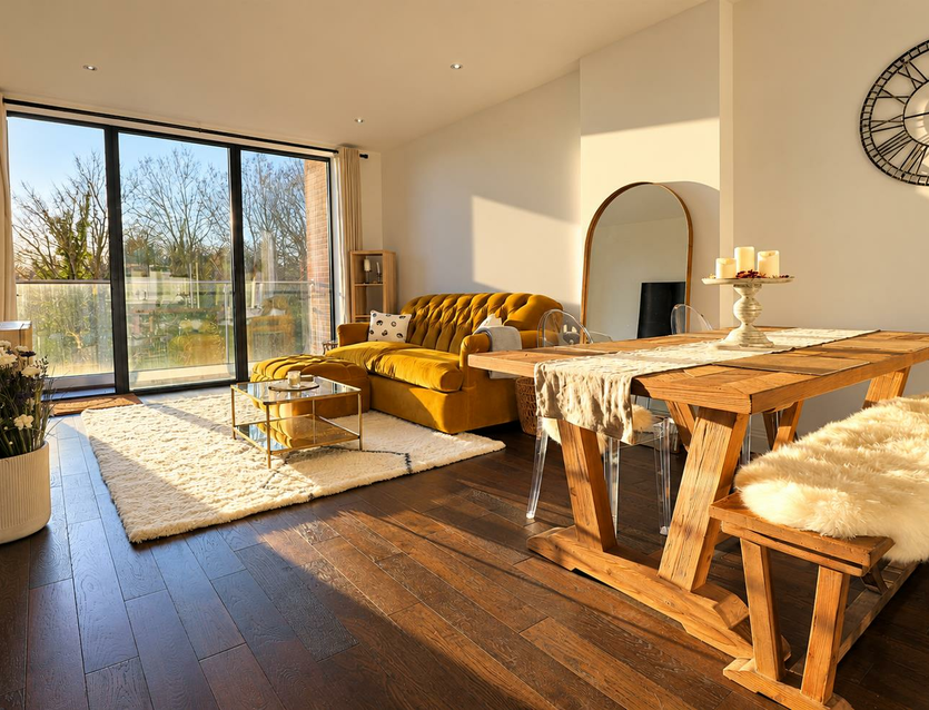 Flat Fernes Close in Greater London