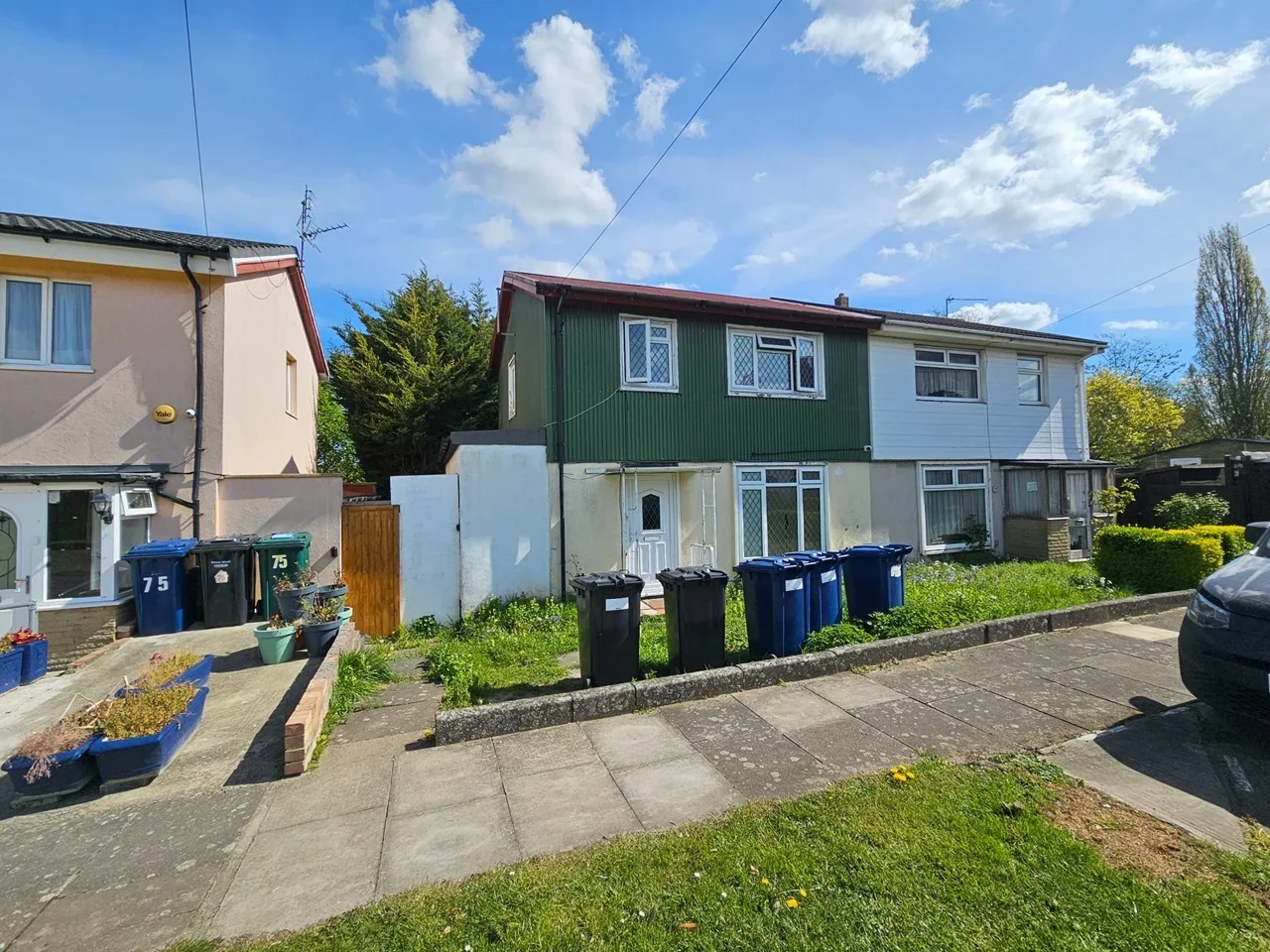 Flat Prayle Grove in Greater London