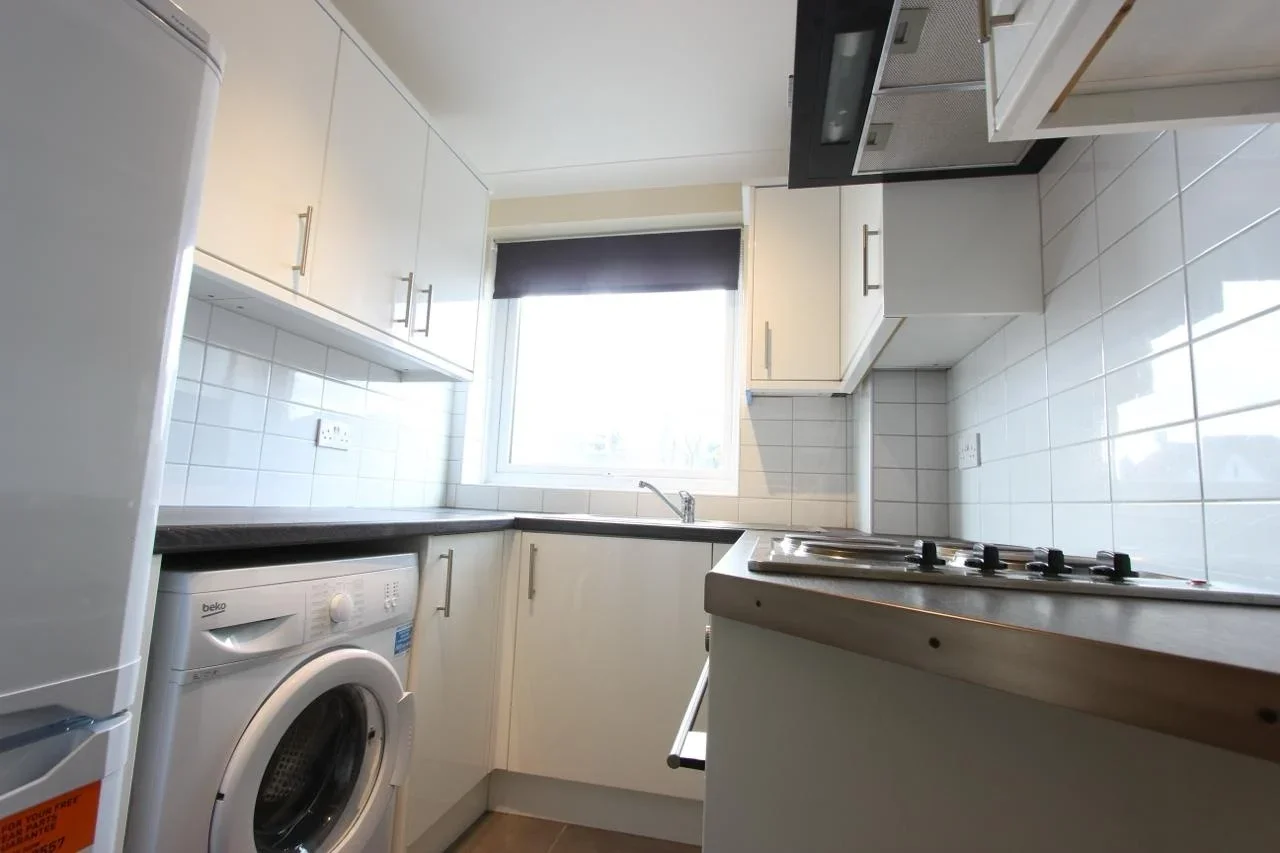 Flat Friern Park in Greater London
