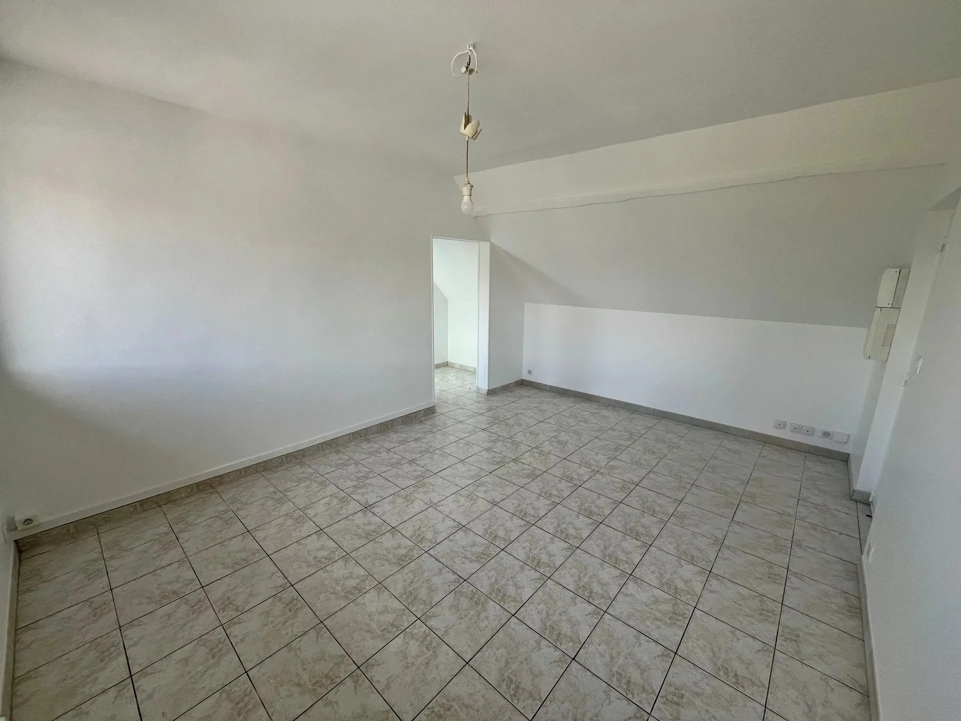 Flat Avenue Paul Vaillant-Couturier in Paray-Vieille-Poste