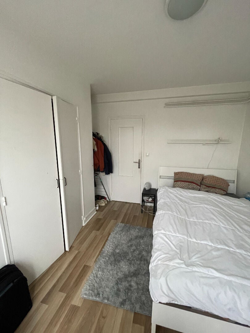 Chambre Rue de Bourgogne à Rennes