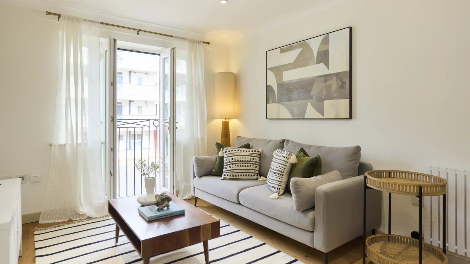 Flat Britannia Gate in Greater London