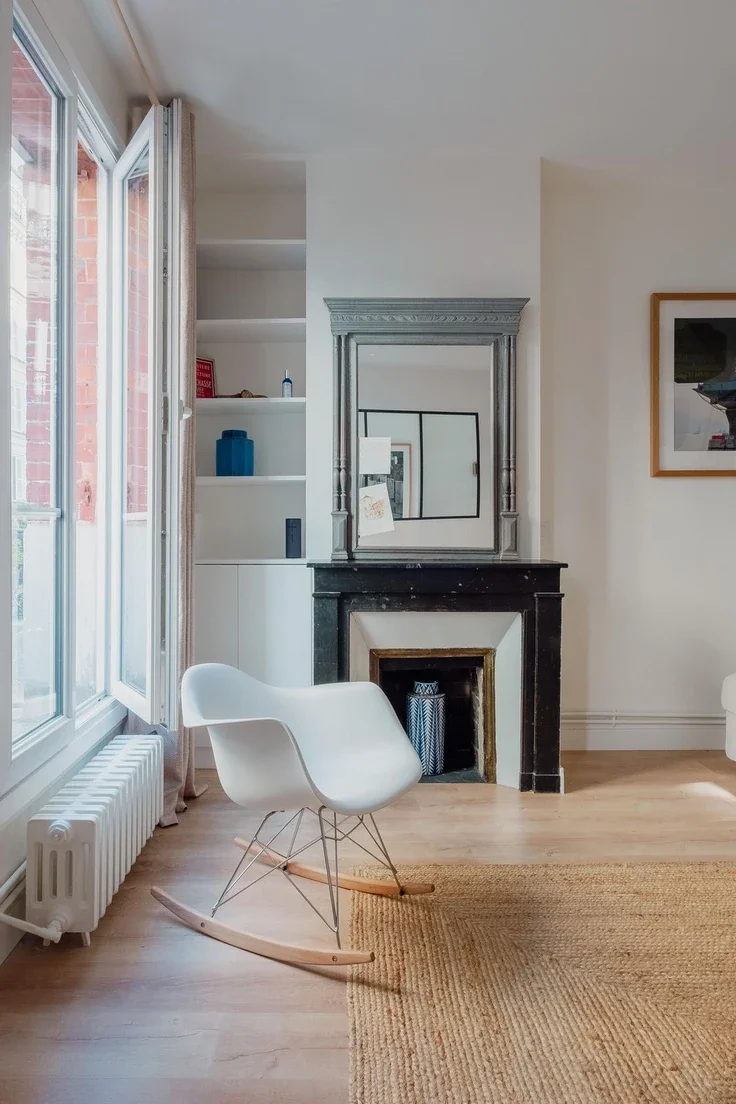 Appartement Rue André Gill à Paris