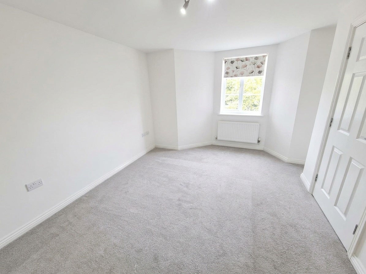 Flat Chambers Walk in Greater London