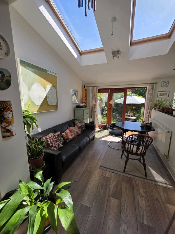 Room Westmead Road in Bristol