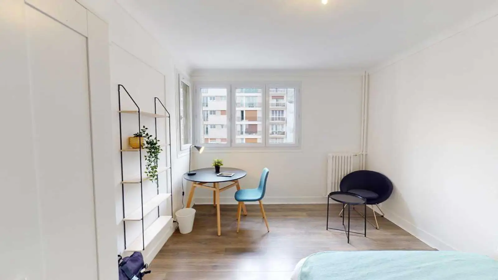 Chambre Rue de Saussure à Paris