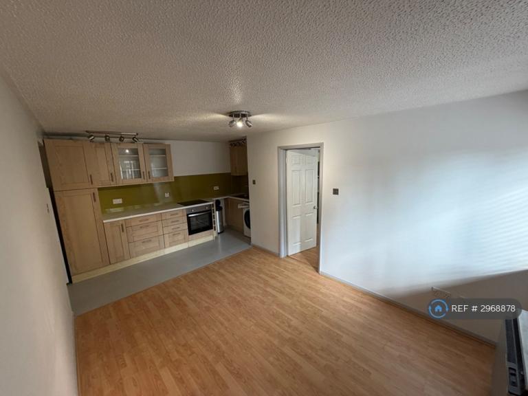 Flat Swan Way in Hart