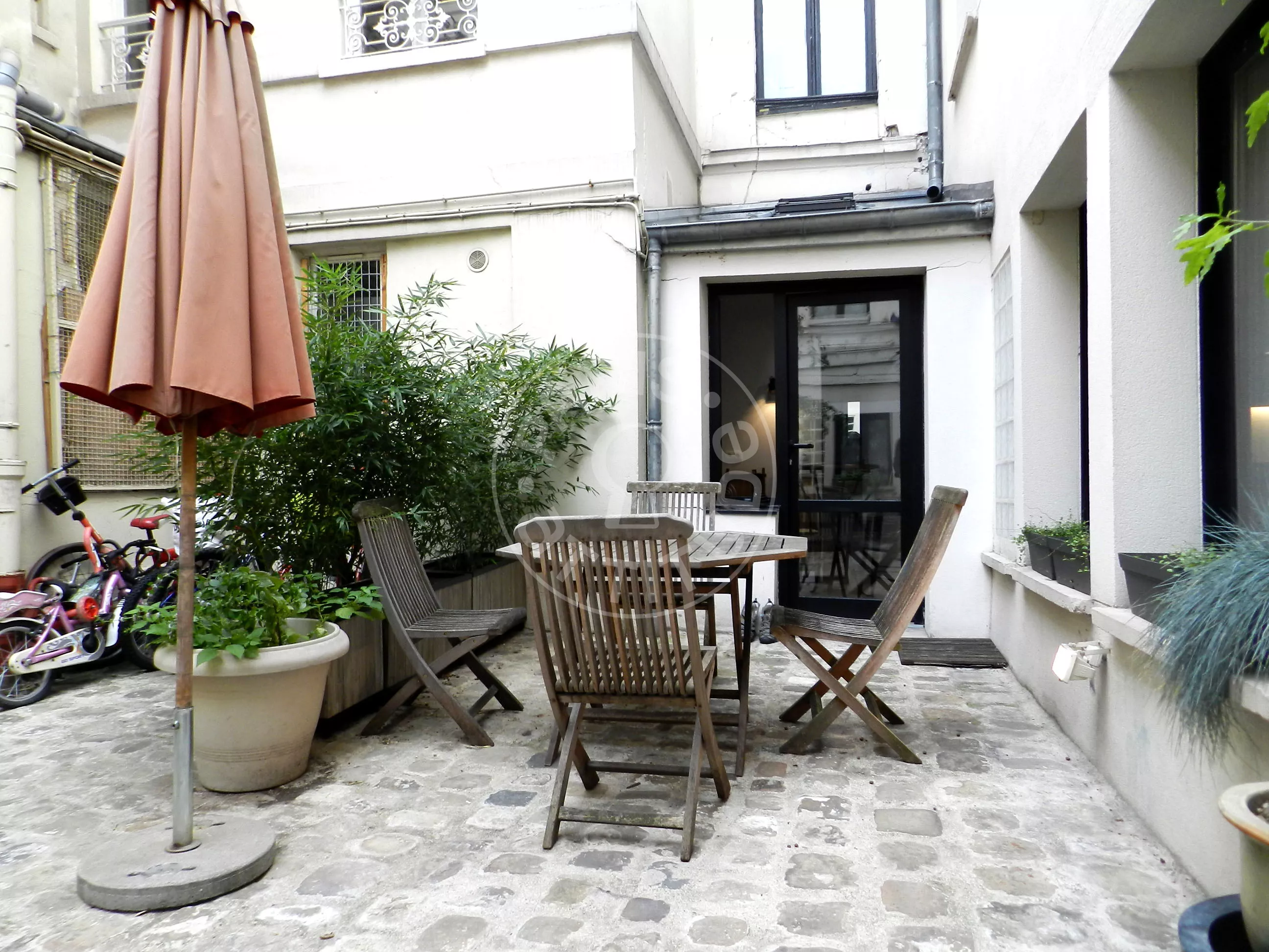 Appartement Rue Godefroy Cavaignac à Paris