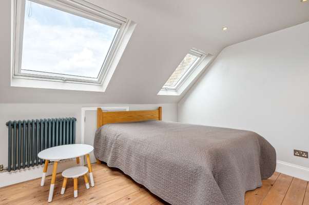 House Hawksley Road in Greater London