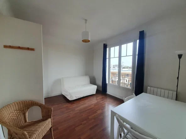 Appartement Rue Joseph Rivière à Courbevoie
