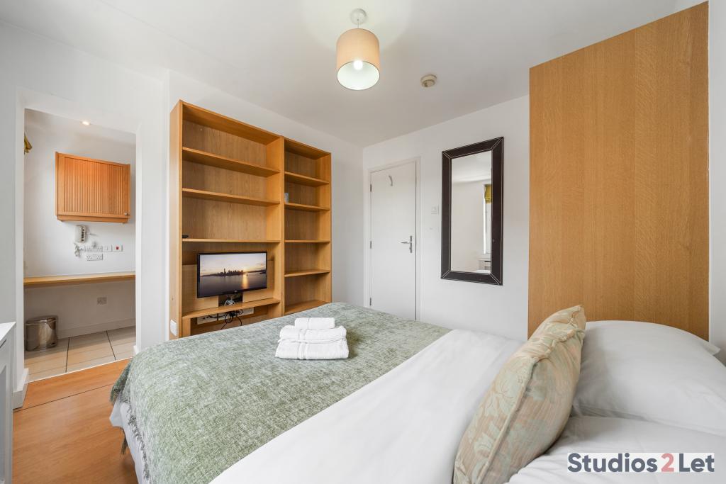 Flat North Gower Street in Greater London