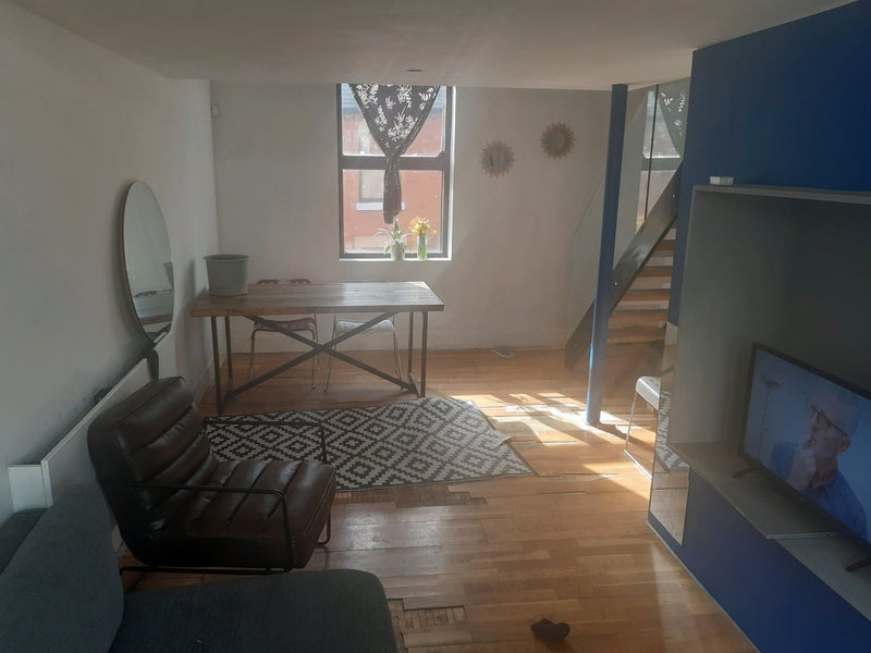 Room Jubilee Street in Salford