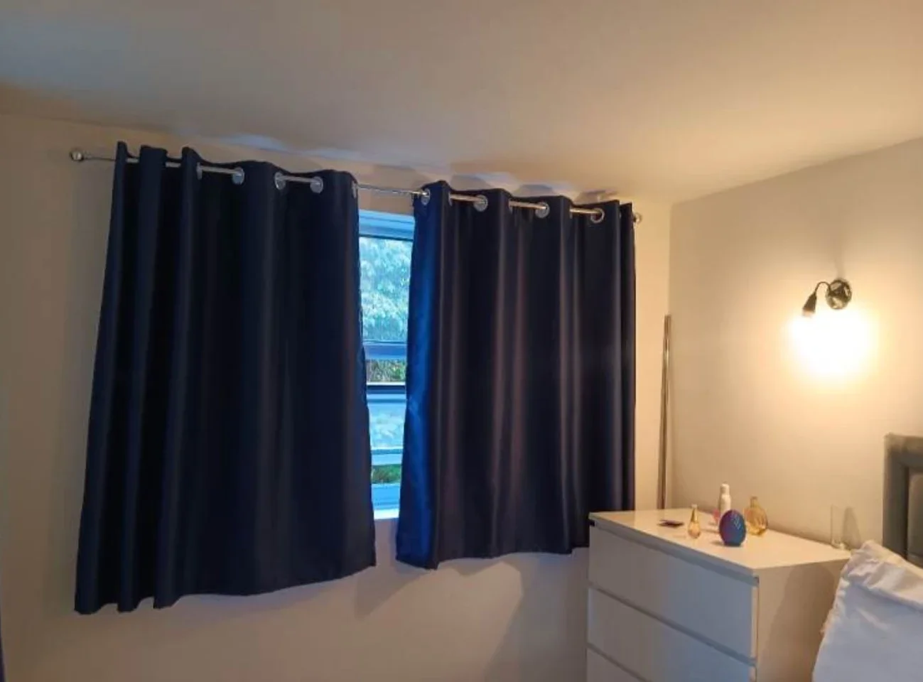 Flat Fairview Court in Greater London