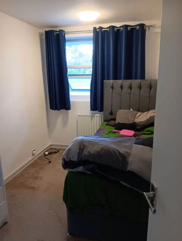 Flat Fairview Court in Greater London